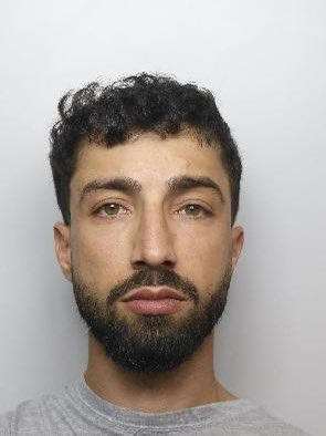 Man jailed for stabbing 17 year old boy in Sheffield street brawl.

"Knife crime continues to take lives both here  in South Yorkshire and across the country". 

Read FULL story here... jusmedia.co.uk/thesteelview/2…

#sheffieldnews #sheffield #sheffieldcrime #knifecrime