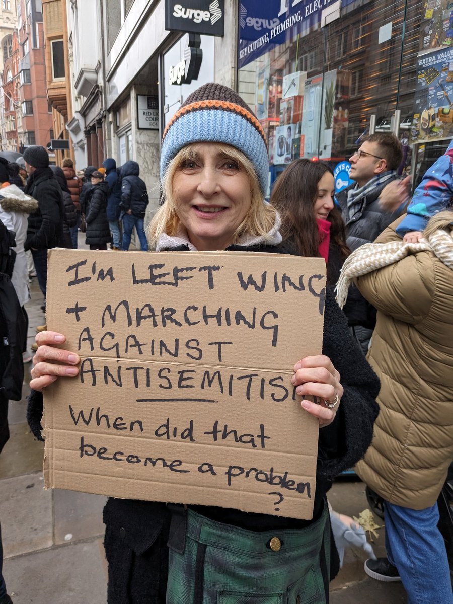 DottyBoo2's tweet photo. Today I proudly stood with #BritishJews against #Antisemitism at the #MarchAgainstAntisemitism https://t.co/iGZLMKCu0D