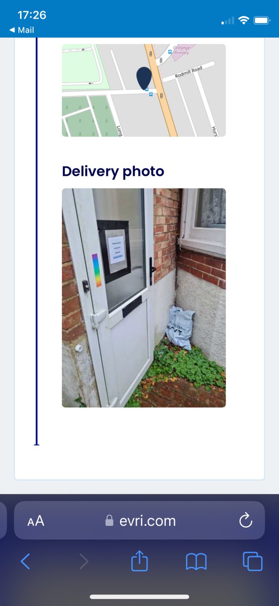 ClaireDM46's tweet photo. @evri #evri has successfully delivered your parcel to the enclosed porch. 
That’s not my porch, nor is it enclosed .. infact it’s open to a main road .. what’s the chance of my finding it …. FFS do they do this on purpose?!! https://t.co/MwMHYvhjTq