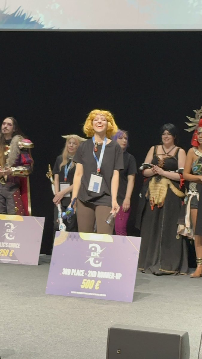 Japan_Weekend's tweet photo. España queda TERCERA en el campeonato europeo de cosplay Europa Cosplay Cup! 🎉

Muchas felicidades a @AdhayraCosplay, que nos ha representado de Zelda 🇪🇸 https://t.co/2iALjfLcZg