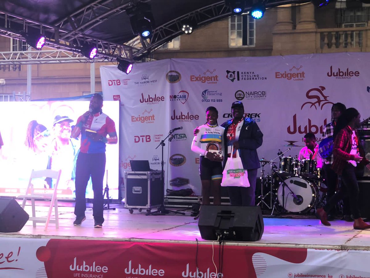 cyclingrwanda's tweet photo. The Jubilee Live Free Race 2023
Ingabire Diane finished 2nd to Berber Kramer in Women Elite Category of @GrandNbi_Race; The Jubilee Live Free Race 2023 in #Nairobi, #Kenya.
#JubileeGNBRLiveFreeRace
#gnbr23 https://t.co/qoZh1CKxEu