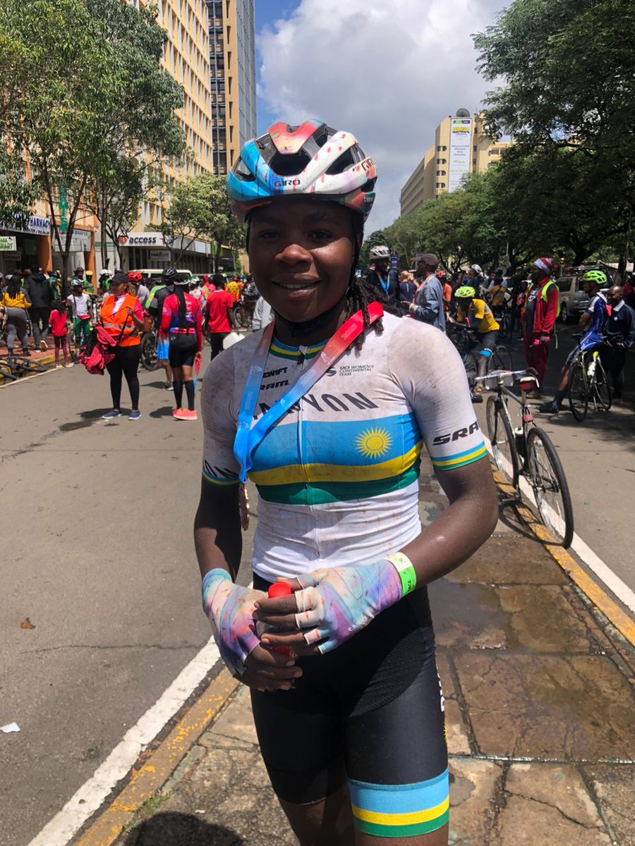 cyclingrwanda's tweet photo. The Jubilee Live Free Race 2023
Ingabire Diane finished 2nd to Berber Kramer in Women Elite Category of @GrandNbi_Race; The Jubilee Live Free Race 2023 in #Nairobi, #Kenya.
#JubileeGNBRLiveFreeRace
#gnbr23 https://t.co/qoZh1CKxEu