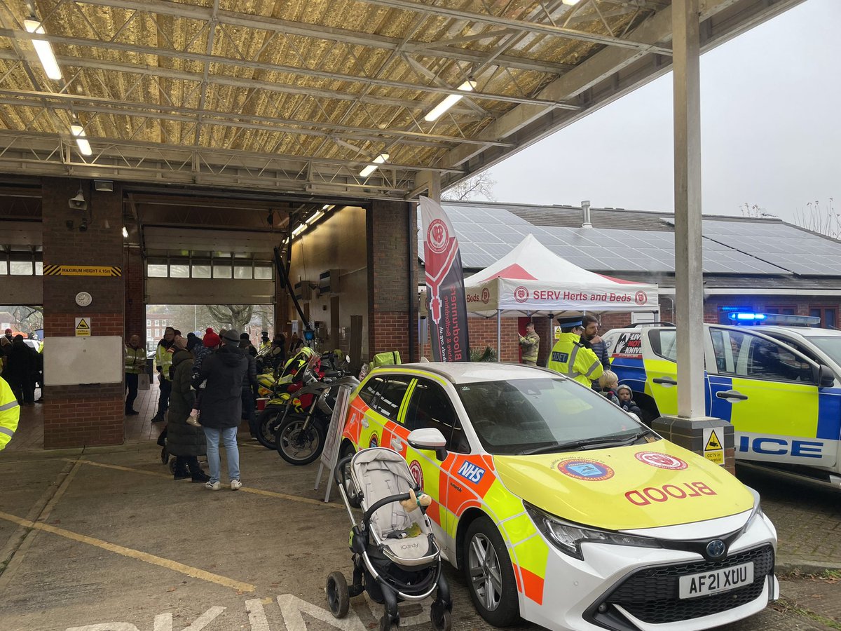 hertsboatrescue's tweet photo. Rescue team out today in #harpenden at the emergency services show 

Some young rescuer’s today learning water rescue #ourfuture 

#waterrescue #volunteers #waterrescue https://t.co/tthAKFaw6z