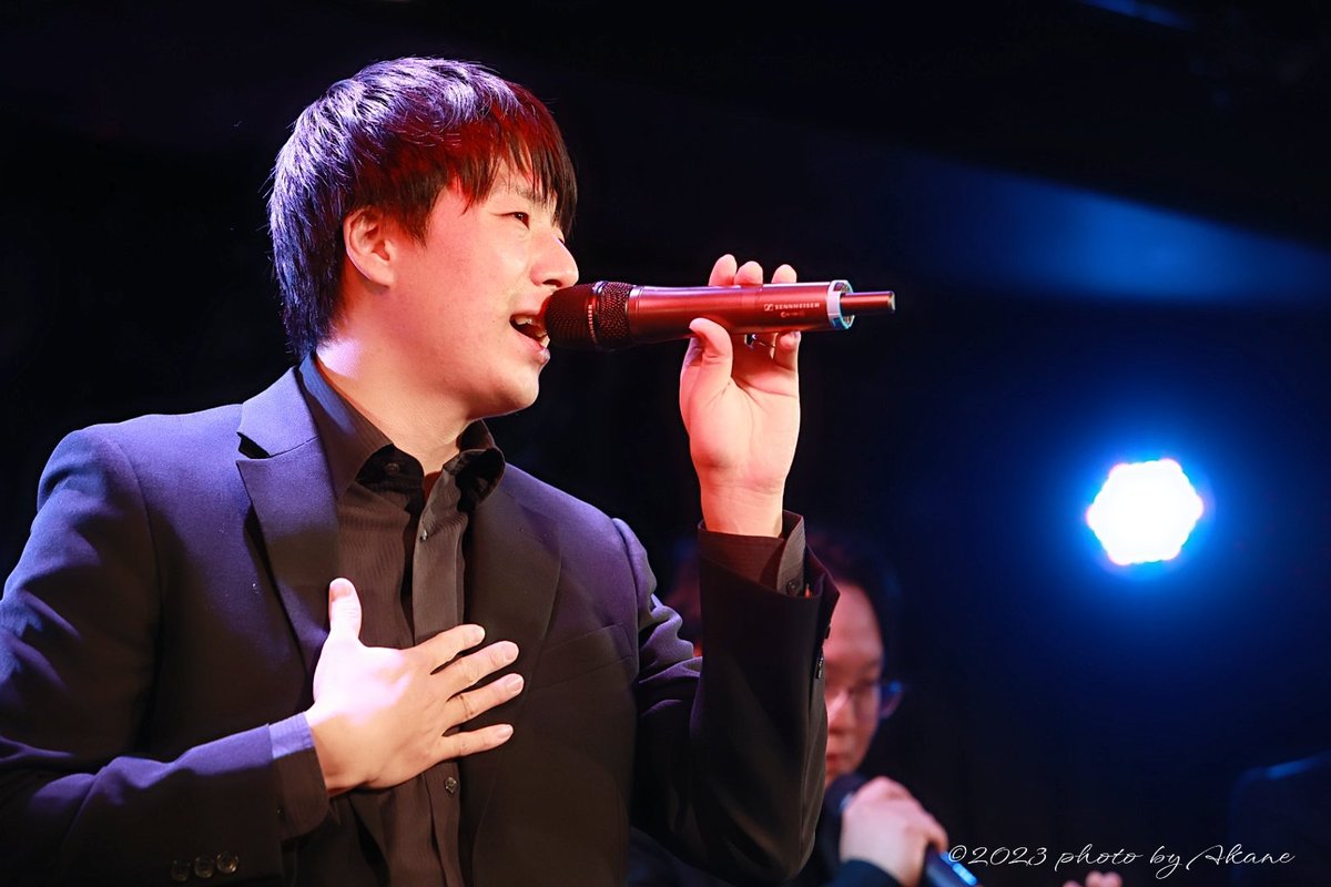 akm4141's tweet photo. Live Session VISION～ONE～
Laugh2 @laugh2_2013

4年前に初めてお逢いし宣材写真を撮らせて貰ってからコロナ禍に入り…ちゃんとLIVEに行けて無くって…やっと今日聴く事が出来ました！アカペラ最高♡イケメン最高♡

#Laugh2
#アカペラ
#LIVE
#キリトリセカイ
#camera_life https://t.co/V6BpKD9g3s