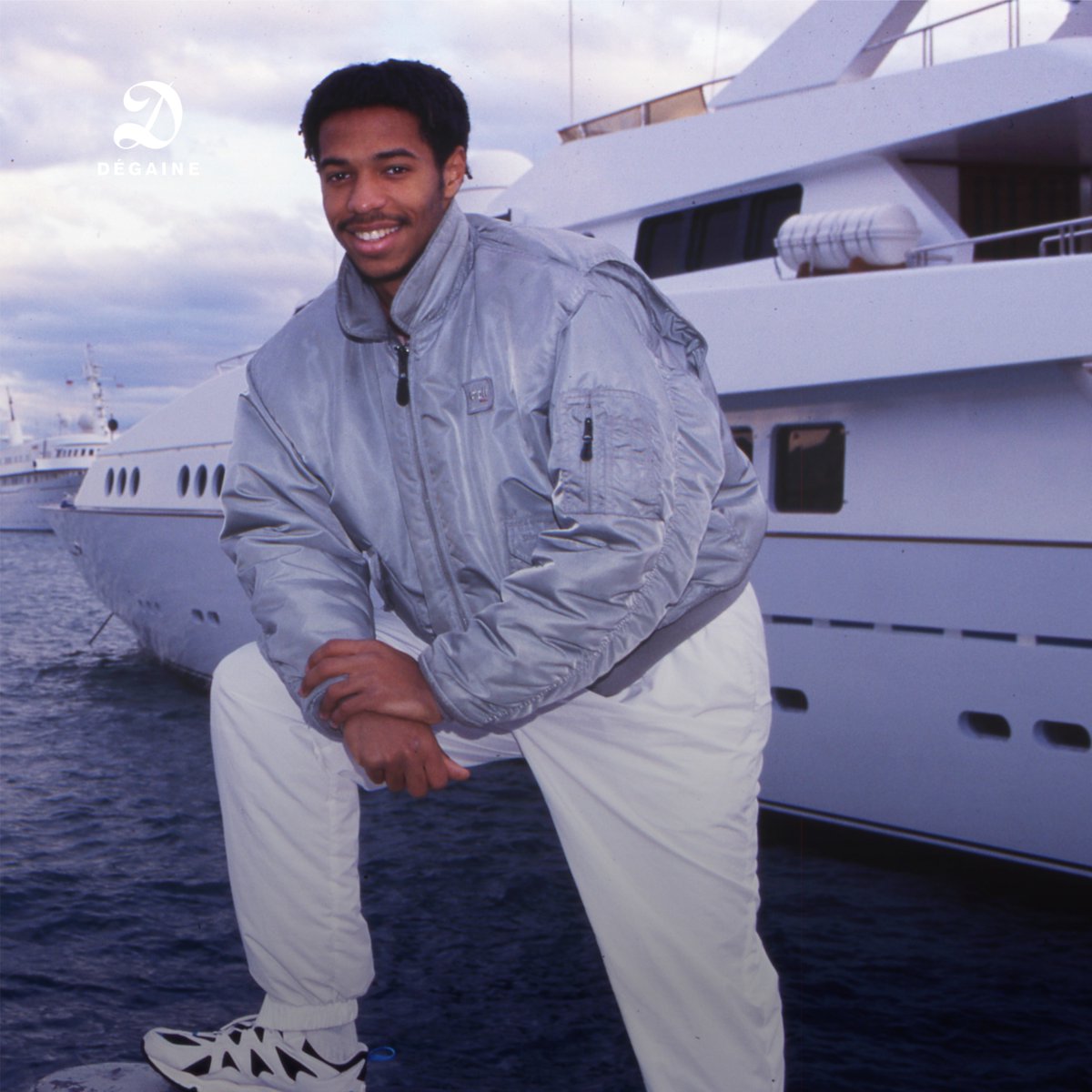 Dégaine tweet media