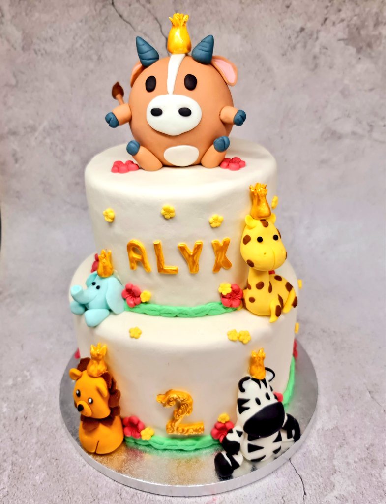 sylphid187's tweet photo. Made my niece's birthday cake ^U^
#cakesph #cake #customcake https://t.co/JbOr1gOE9w