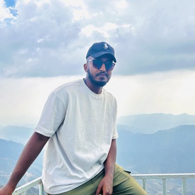 mo_babiker_'s tweet photo. #NewProfilePic https://t.co/M7Yw2dY6wq