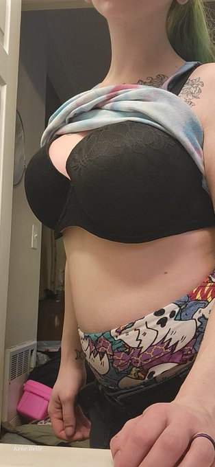 wanna see me milk myself? 15$ to cashapp with your Twitter name 😘  $SilverMoon232 #breastmilk #pregnancy<a href="/tag/pregnancy"class="tags"><span>#pregnancy</span></a><a href="/tag/breastmilk"class="tags"><span>#breastmilk</span></a><a href="/tag/milking"class="tags"><span>#milking</span></a><a href="/tag/givemeyourmoney"class="tags"><span>#givemeyourmoney</span></a>