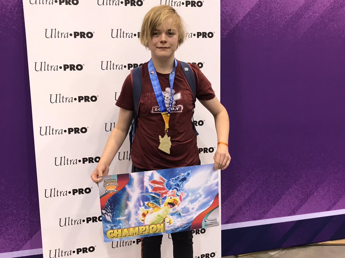 Rasmus Wagner from Denmark wins the #TCG Senior Division at the Pokémon Regional Championship Gdańsk.🇵🇱
That includes a lot of booster Packs, a chic gold medal and a brand new Champion playmat. Congratulations! 🎊👏

#RegionalsGdansk
#PlayPokemon
