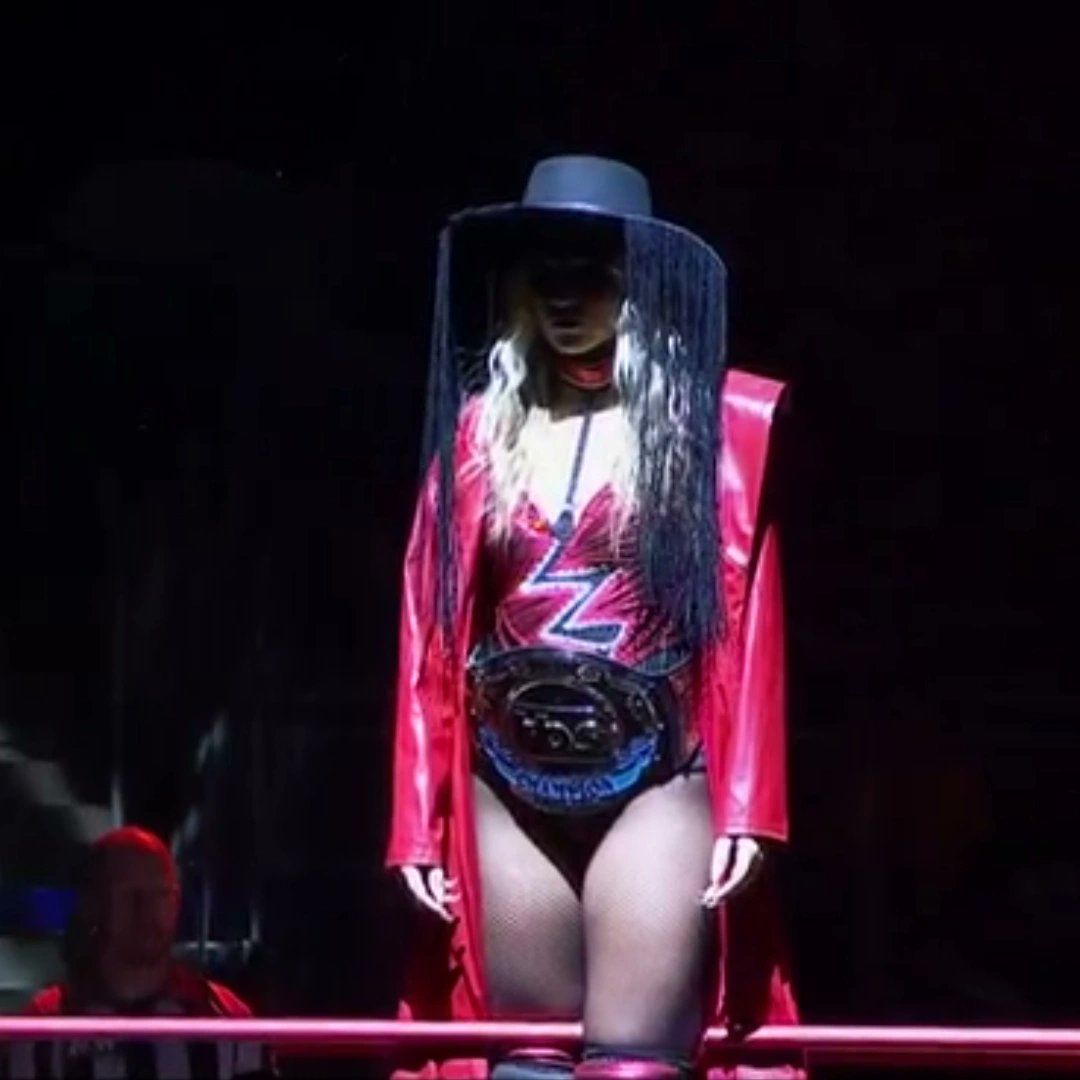 EwanECW's tweet photo. lady frost vs julia hart entrance
#allelitewrestling #aewwrestling #aew #aewdynamite #aewrampage #femalewrestler #womenswrestler #aewcollision #tbschampion #juliahart #houseofblack #varsityblonds #thehousealwayswins https://t.co/BvL7MZM4Nr
