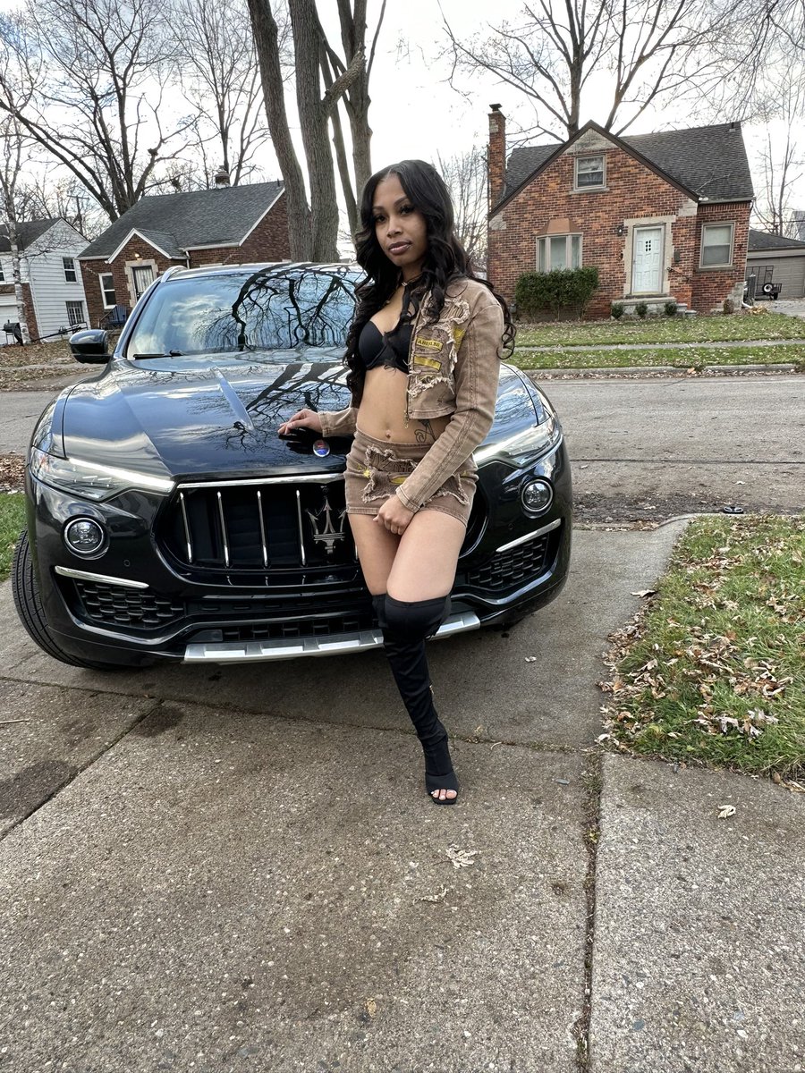 Adoreariee's tweet photo. Ima real pretty chick😘 https://t.co/zCnwJsQce7