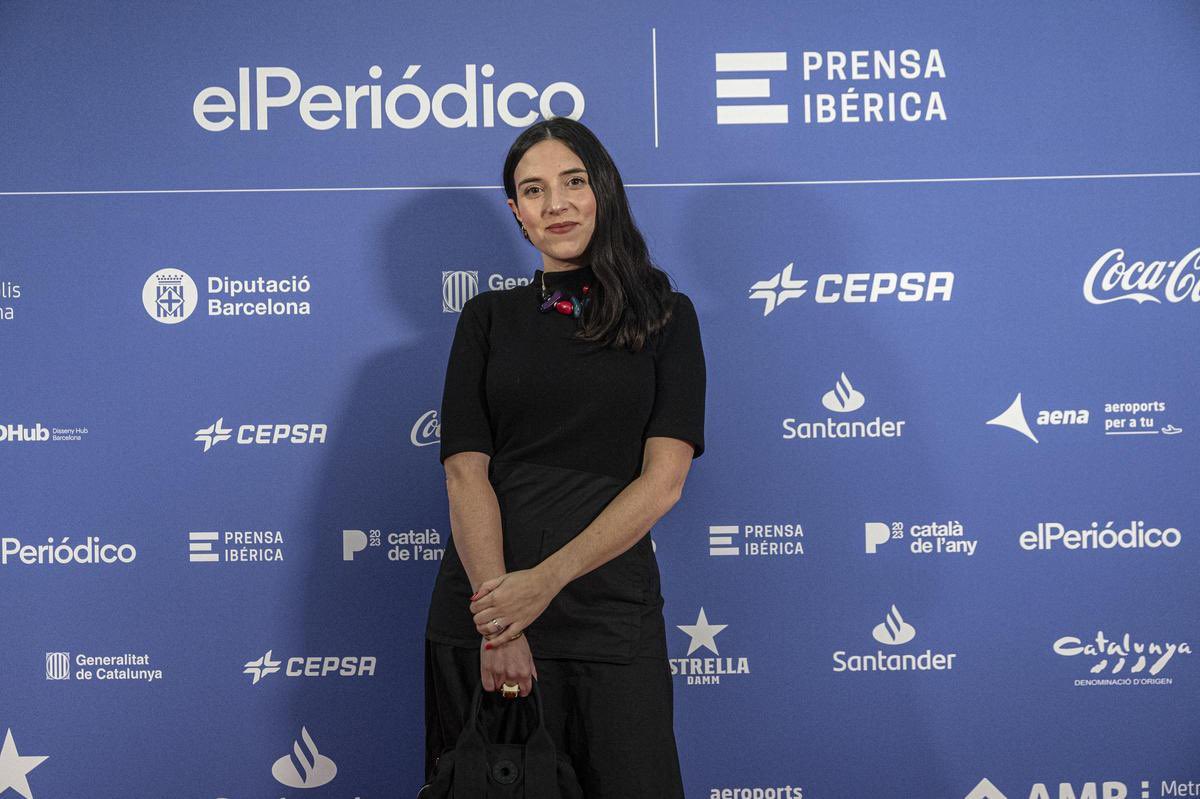 SylviaParejo's tweet photo. Gala Català de l’any 2023 💥 
Gràcies @elperiodico_cat per convidar-me i enhorabona @ElMagoPop pel teu merescut reconeixement. 👏🏻

- 
@LaTroupebcn https://t.co/UOGXK4Zr24