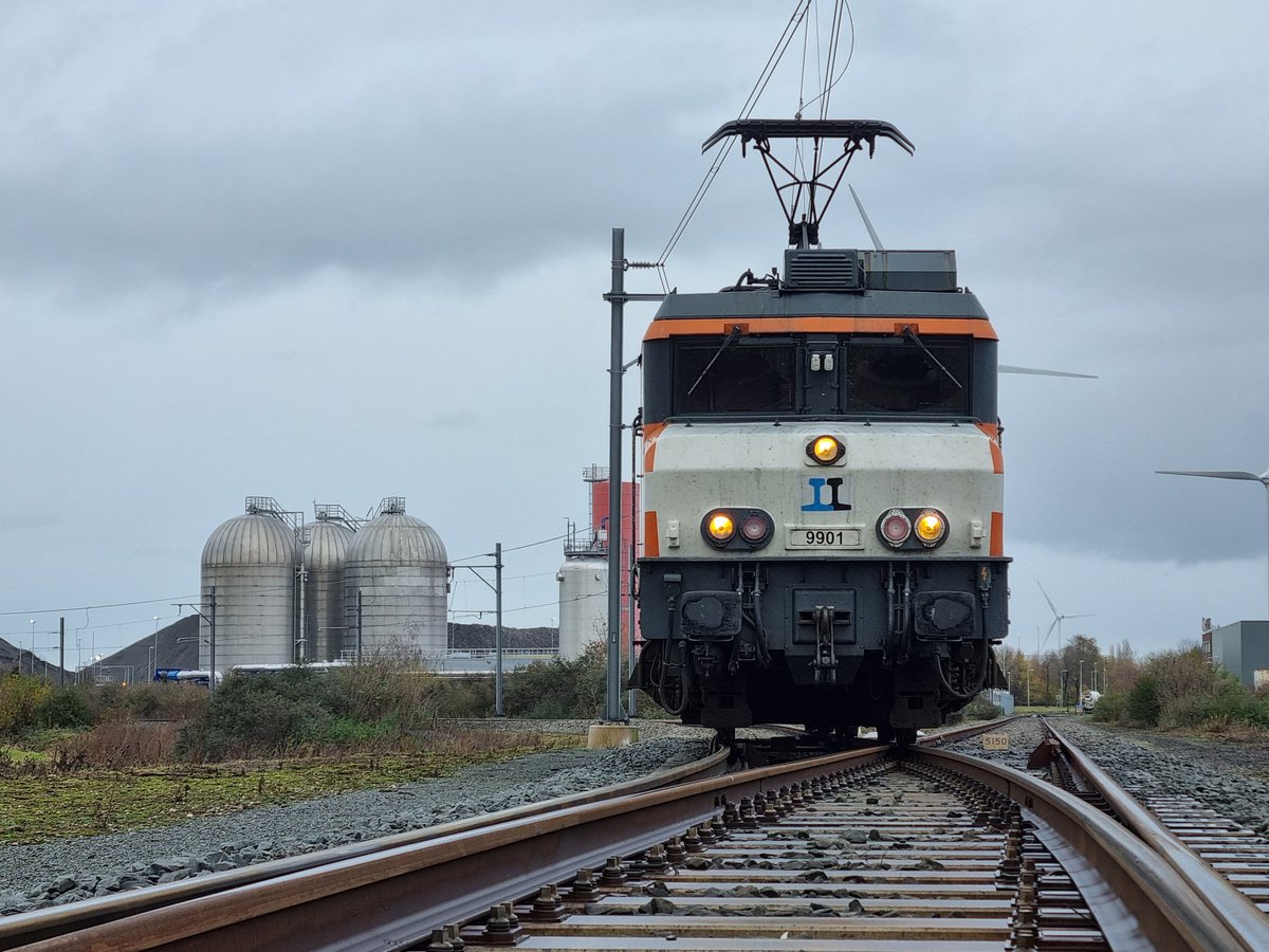 Yes! there is always something to do on tracks even on Sundays!