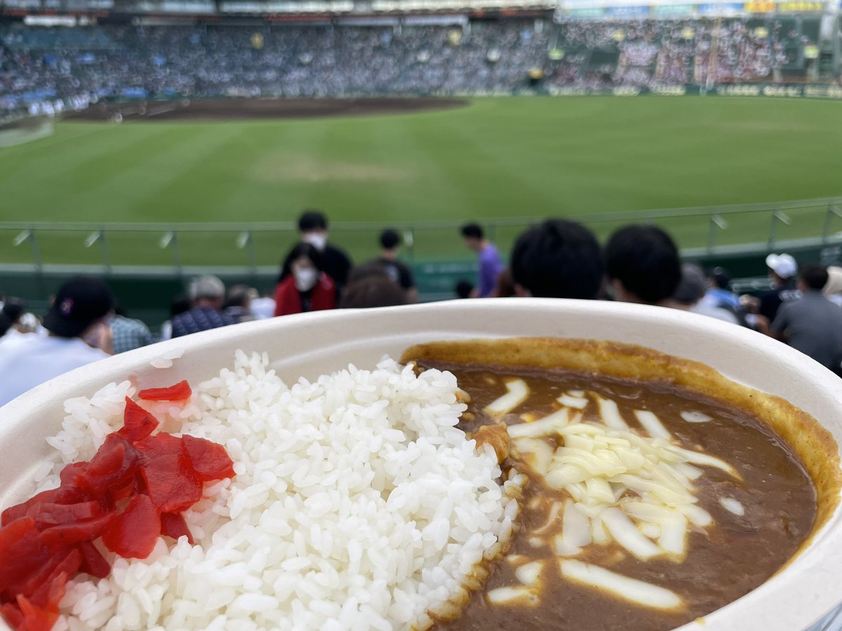 kt7mn's tweet photo. 〜好きな事〜

［⚾️観戦］

球場のその場でしか食べれないグルメを堪能しながら1プレー毎におきる歓声や一体感を感じることが好きです✨

来年も足を運んで非日常を味わいます。

野球はしたことありませんが😂
 #日ハムファン
 #ドクターストレッチ
 #西梅田店
 #d1wgp3
 #西梅田の愉快な仲間たち https://t.co/xm6iOme0uo