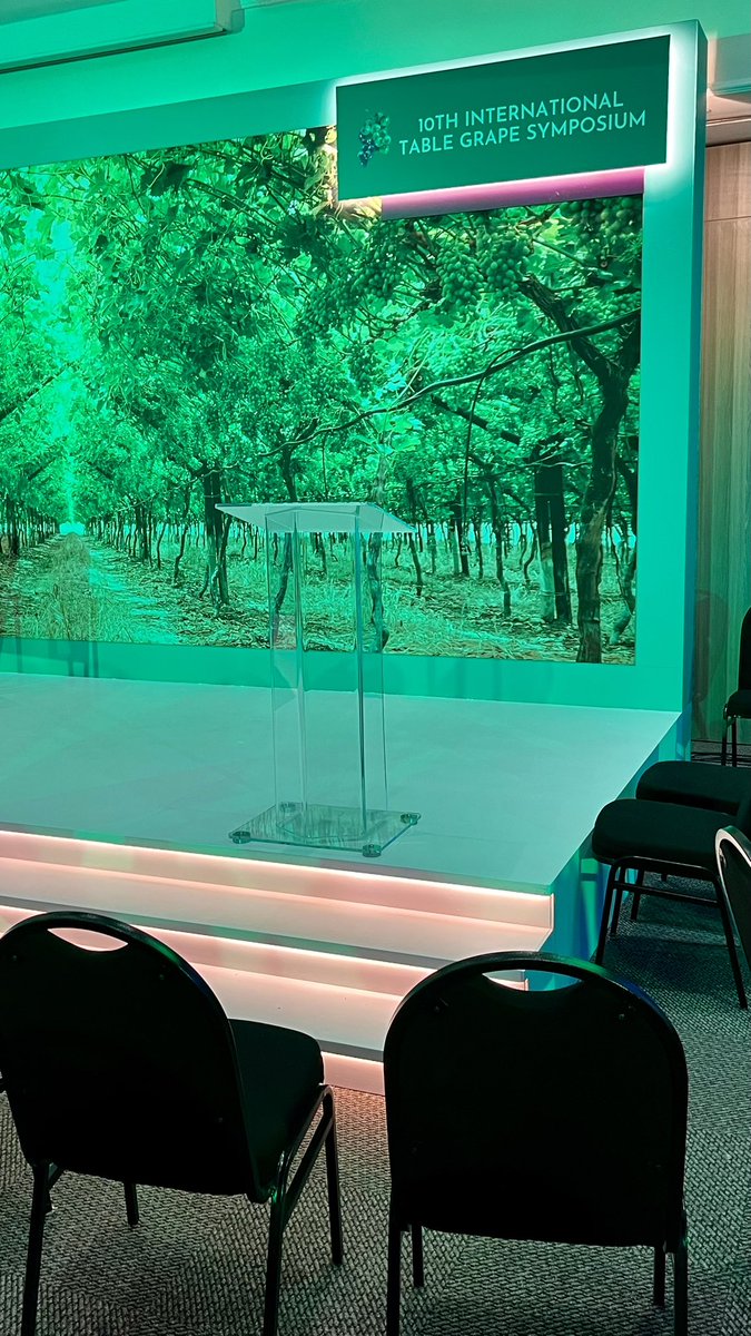 biovitis's tweet photo. Everything ready for the International Table Grape Symposium to begin! 🍇 #10itgs #SouthAfrica #CapeTown #tablegrape https://t.co/rllL9W954a