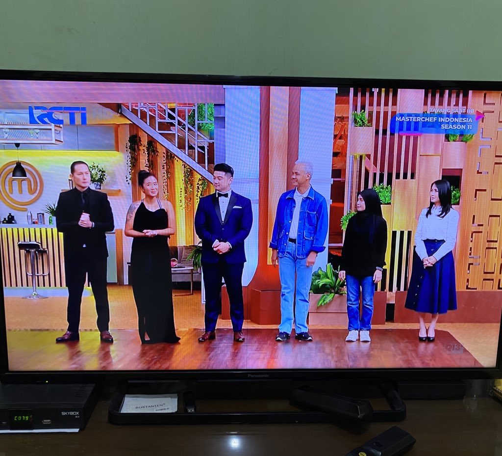 What the fuck????? Masterchef dijadiin kampanye????

Kiki deserves better