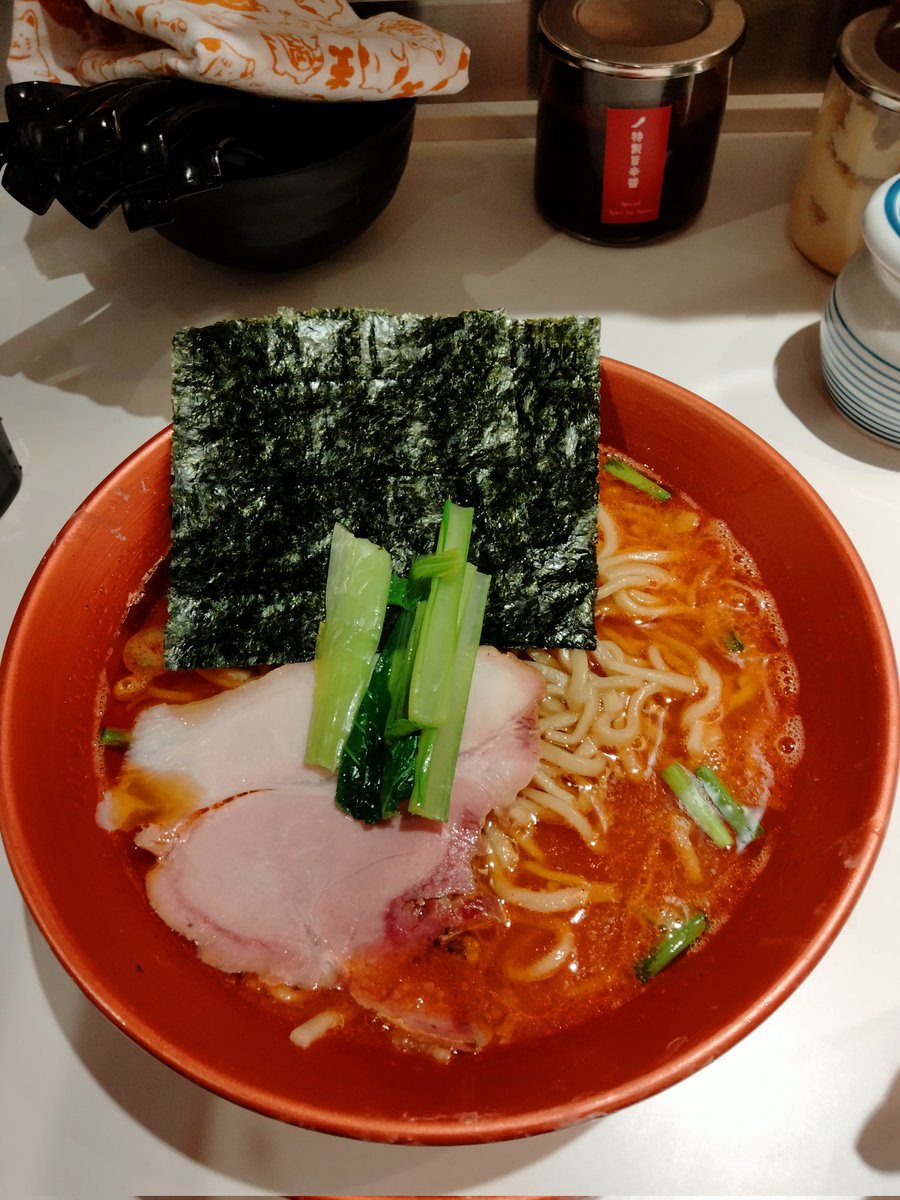 hellotakkun's tweet photo. #東京ラーメンストリート
#フォトコンテスト
@tokyoeki1bangai 

ピリ辛でとっても美味しかったです(๑´ڡ`๑)✨
また食べに行きます！ https://t.co/JUUSaRI7ba
