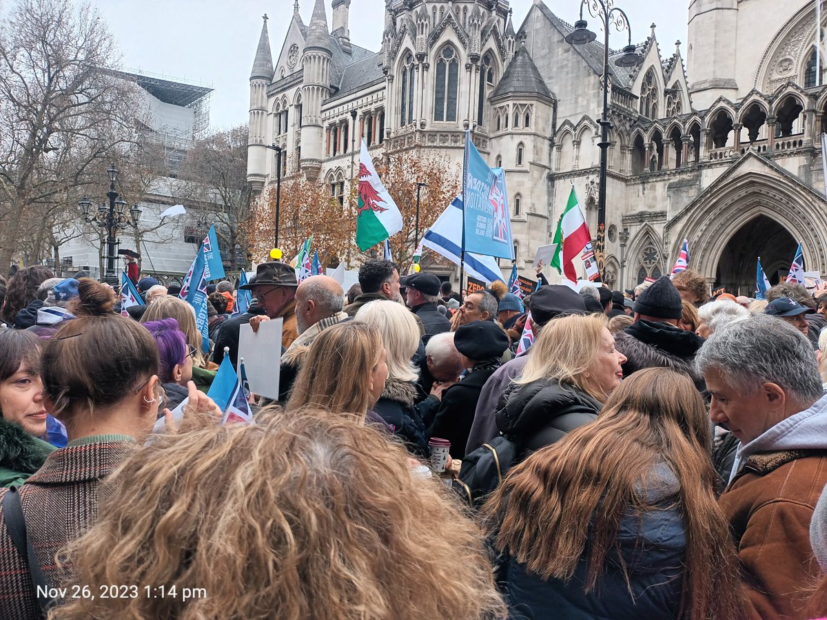 Future_Cities's tweet photo. It's tragic that we have to do this, but proud to be on the #UnitedAgainstAntiSemitism march https://t.co/HbjvBviP4K