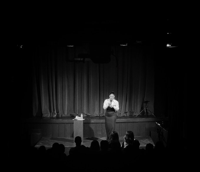 🎭 Comedy 🎤 https://t.co/7sKyXM2Uj7