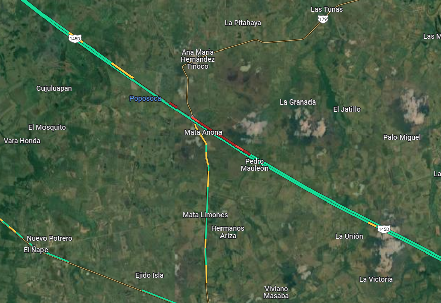 monitoreolemar1's tweet photo. Aut. Isla - Cosamaloapan, se reporta accidente en el km 110 + 900. Actualmente en maniobras y tráfico circulando en carril de baja, según reporte de @CAPUFE https://t.co/23c4s3yGtE