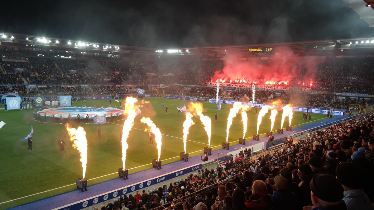 mmoessmer's tweet photo. @WalterStores toujours présent aux côtés du @RCSA !
  
Allez les Bleus, Allez Racing 🔵⚪️

#Sponsor #Partenaires #Football #Supporter #Ligue1 #RCSAOM

https://t.co/SlLNyDsCCZ ☀️ https://t.co/QR25KWtPLi