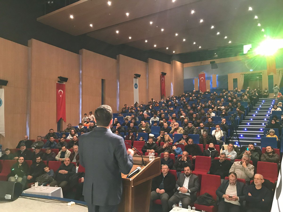KokluDegisim06's tweet photo. Köklü Değişim, Ankara, Akyurt'taki Necip Fazıl Konferans Salonu'nda "‘İsrail’ Sorunu ve Filistin'in Kurtuluşu” başlıklı bir 
konferans gerçekleştirdi.

#OrdularAksaya
#Pazar https://t.co/ixnHLbv2qd