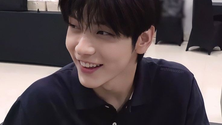 Soobin txt lokal au
- Few Tweets AU