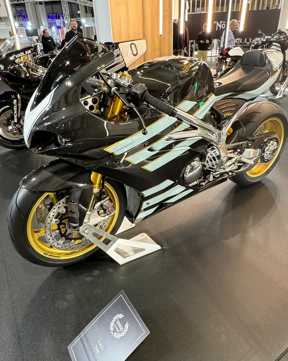 Liz05Steph3's tweet photo. Great day at Motorcycle Live #kawasaki #peterhickman #nortonmotorcycles #ducatti #motorcyclelive https://t.co/1lqibZRTEW