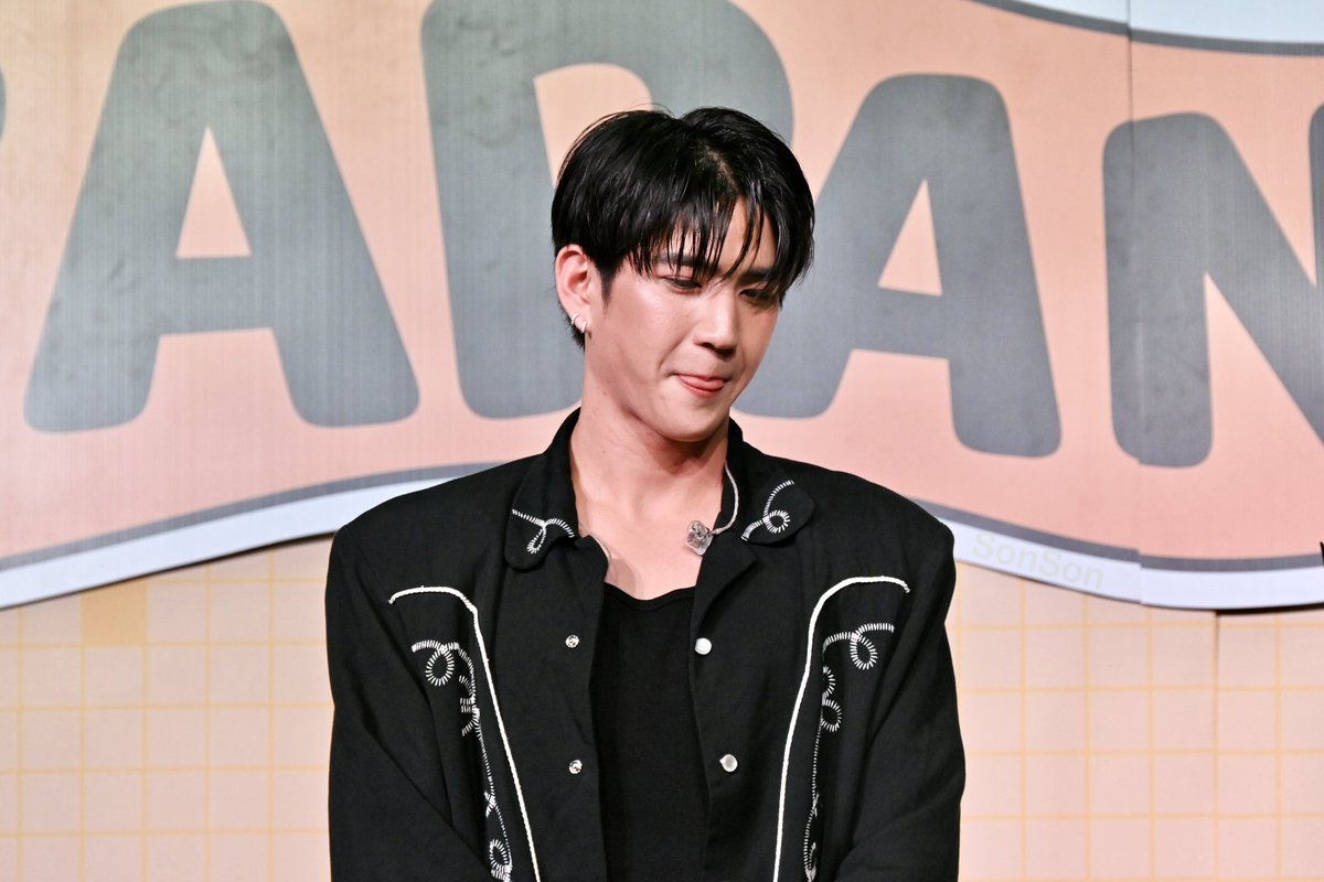 ExMxS1252's tweet photo. しーくん🩵①
ニコニコかわいいね☺️💓
#FANEVENTXJSDAY2
#FanEventInTokyoxJDJS
#sea_tawinan
#JimmySea #จิมมี่ซี https://t.co/9dS324o18K
