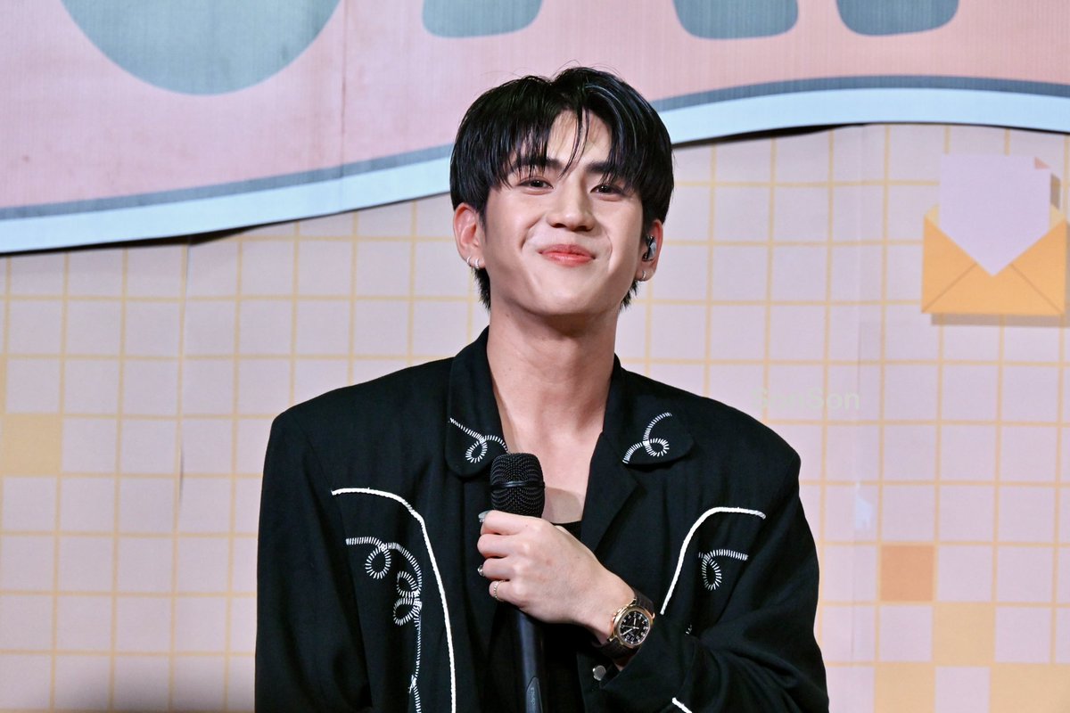 ExMxS1252's tweet photo. しーくん🩵②
美容系YouTuberしー🥳
#FANEVENTXJSDAY2
#FanEventInTokyoxJDJS
#sea_tawinan
#JimmySea #จิมมี่ซี https://t.co/7sBOKEsmE9