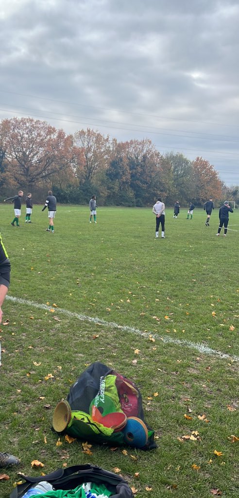 Our winning streak finally comes to an end at the 10th hurdle.

Just didn’t turn up today - missed our chances and fell victim to 2 set piece goals to fall to a 2-0 defeat Vs <a href="/wpfc_sundays/">Worcester Park Sundays</a>. Credit where it’s due, the first goal was a screamer.

We go again next week.

UTS 🟢