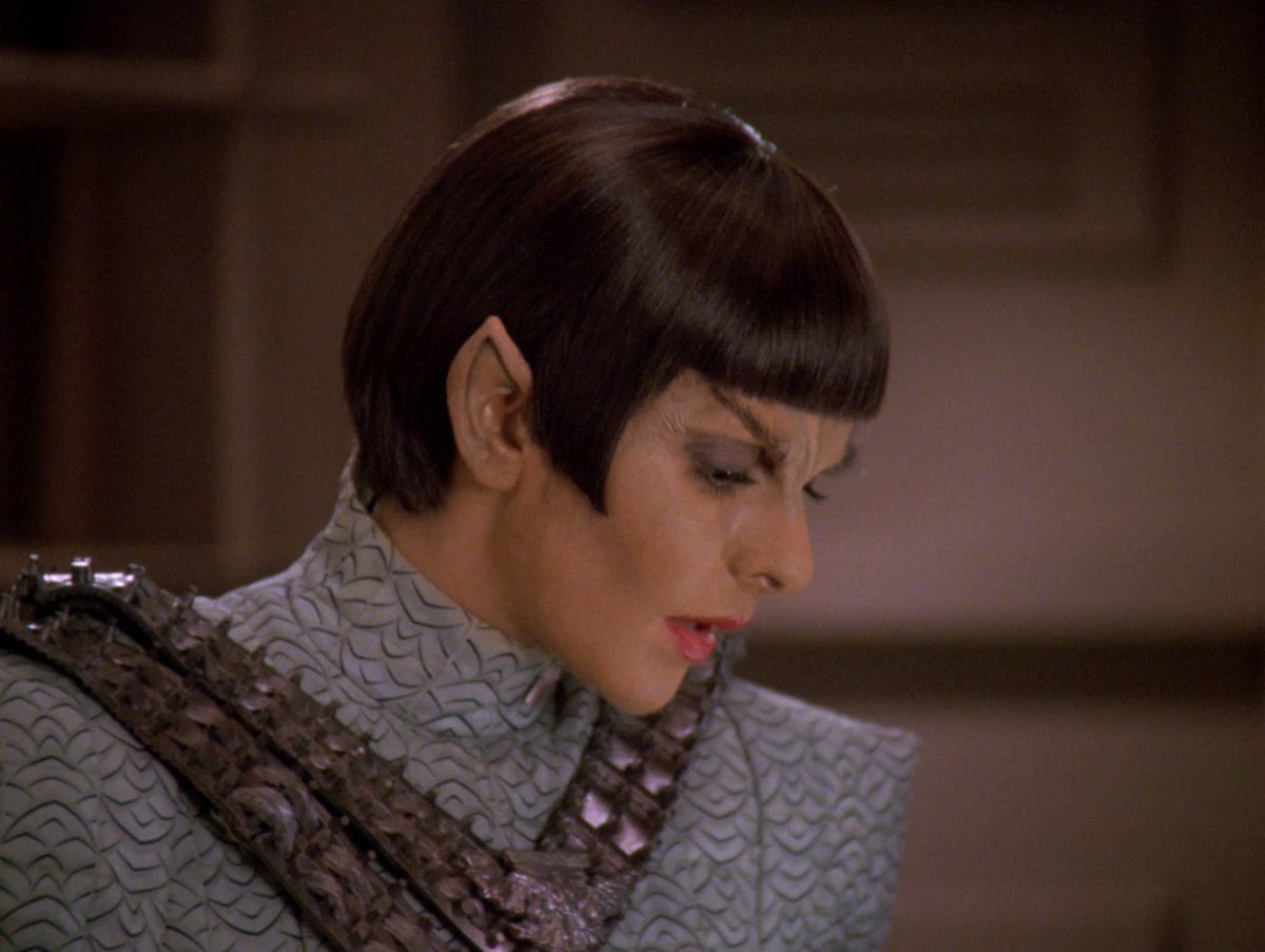 ShelfNerds's tweet photo. I wish we explored the political fallout of these Romulan officials defecting to the Federation as well as Spock’s ‘Underground Railroad.’ There was so much story left unexplored here.
#StarTrek https://t.co/WU1ESCRNjq