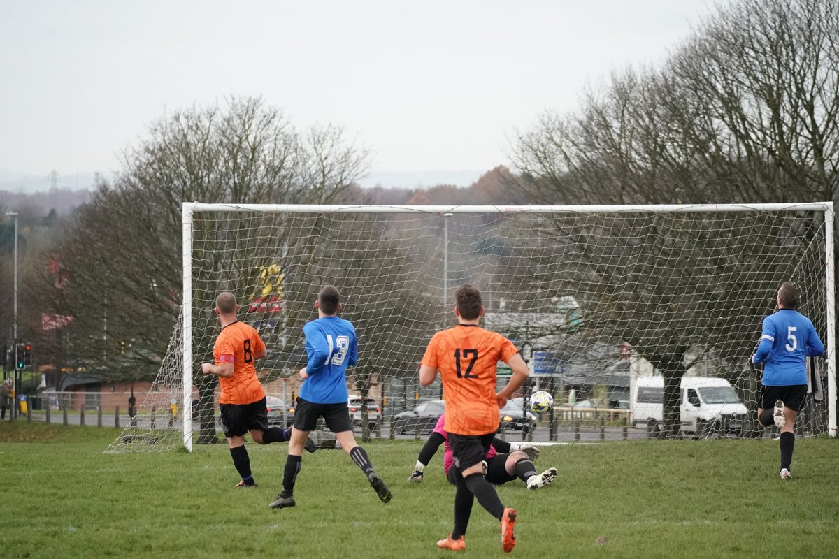 Refs Dad - Photos - Peter Shipton tweet media