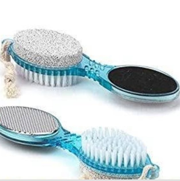 Step into relaxation with our pedicure brush.' . . 'Feel free to DM us to place your order📩🛒' . . #pedicura #pedicuretools #pedicuretime #pedicurebrush #stepclean #stepcleaning #Twitter #ordernow #Pakistan #gokhareedlo