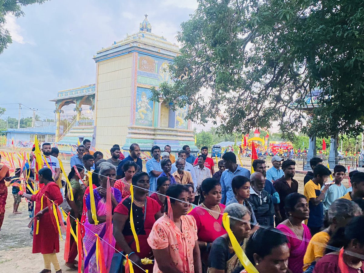 Sugashkanu's tweet photo. #வடமராட்சியில்  நடைபெற்ற மாவீரச் செம்மல்களின் பெற்றோர் கௌரவிப்பு! 🙏 https://t.co/KfATD0BfnV