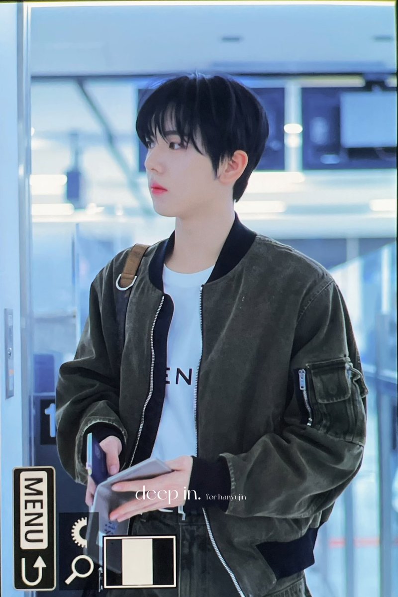 deepin_hyj's tweet photo. 231126

#한유진 #HANYUJIN #ハンユジン #韓維辰 
#제로베이스원 #ZEROBASEONE #ZB1 https://t.co/Oc3TB051tq
