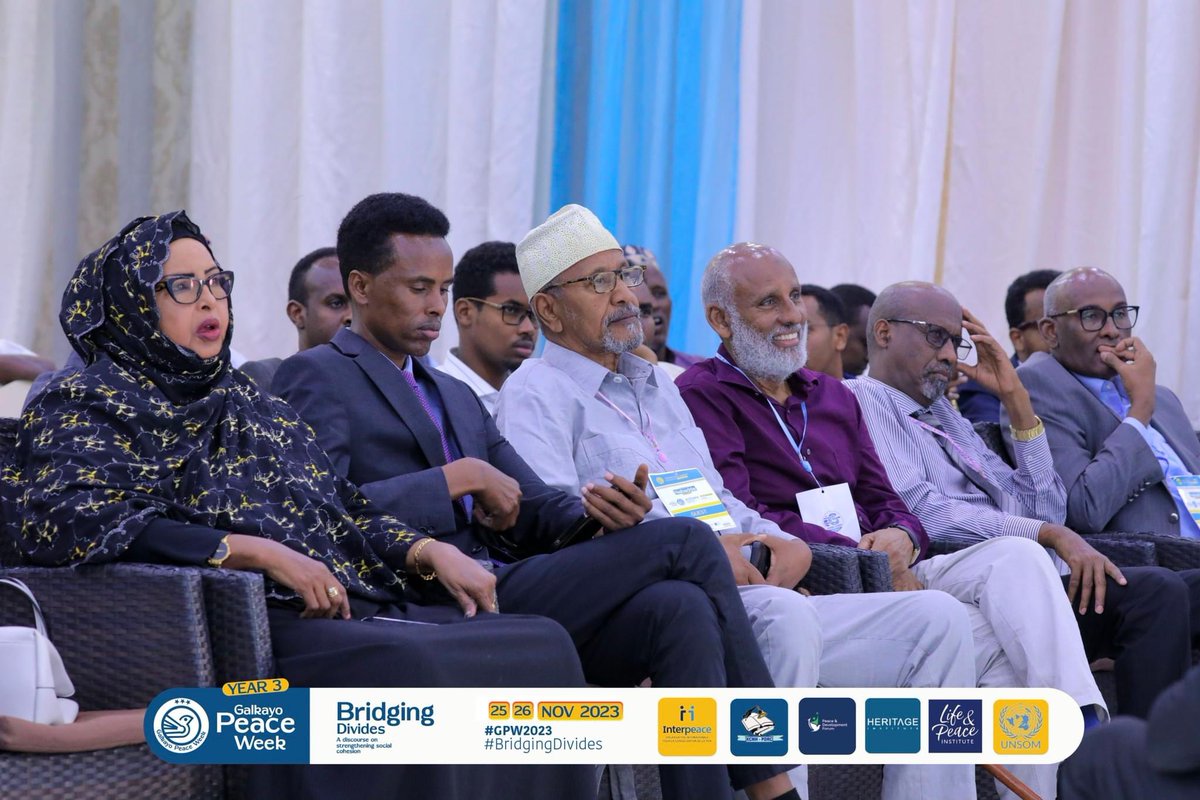 GLKPW's tweet image. The Peace and Development Forum showcased its activities from 2016 to the present, highlighting their initiative to initiate Gaalkacyo's peace efforts from the ground up. They stressed the tangible difference b/w Gaalkacyo in 2017 and the transformed current state. #GPW2023.