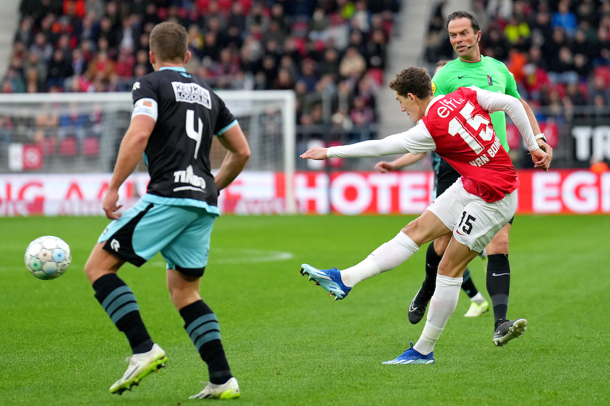 AZAlkmaar's tweet photo. ๐
#azvol 1-0 #RvB15 https://t.co/Dck1hMOK8g