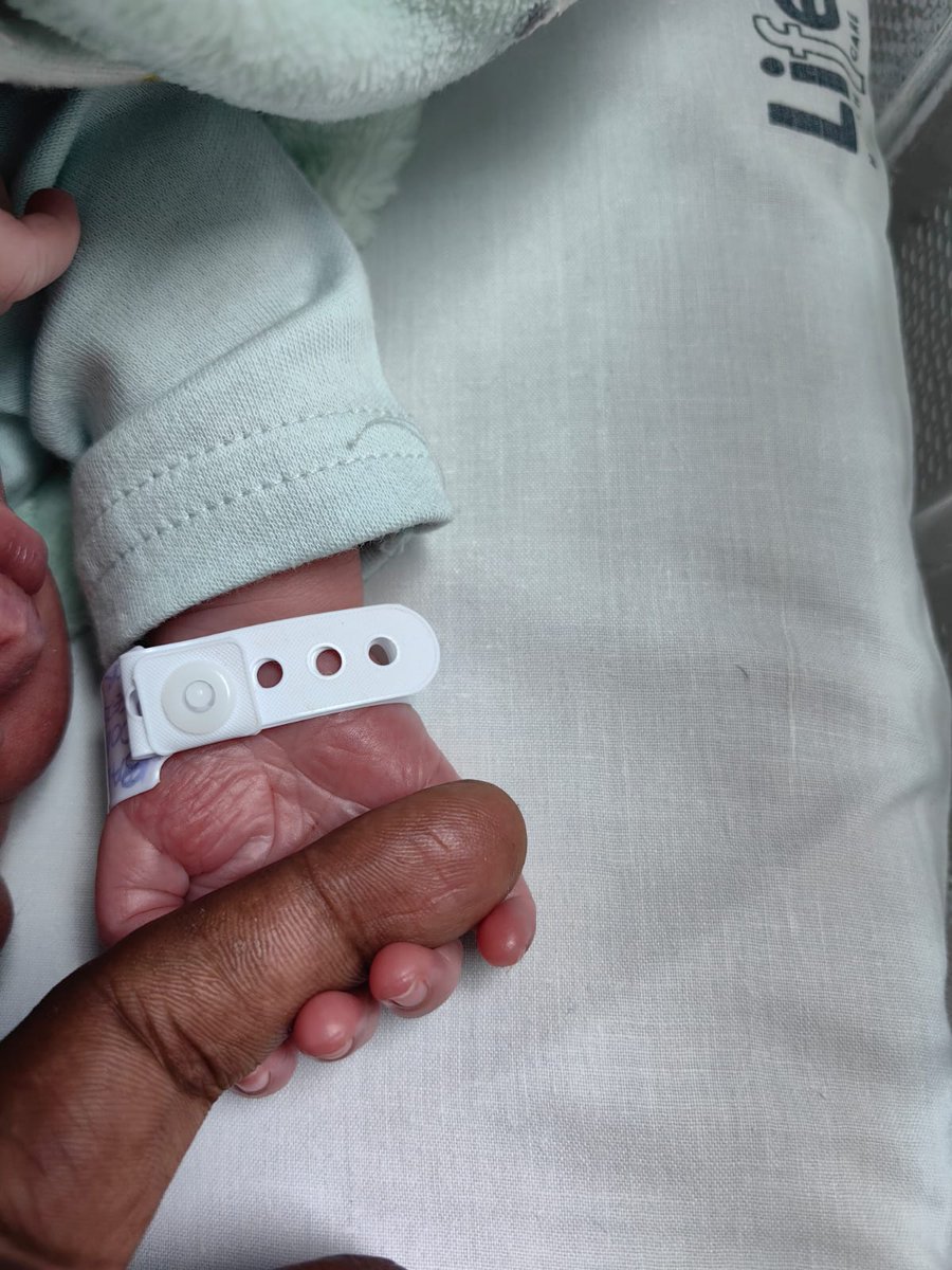 That feeling when an unborn baby 👶 holds your finger 🥺🥺♥️