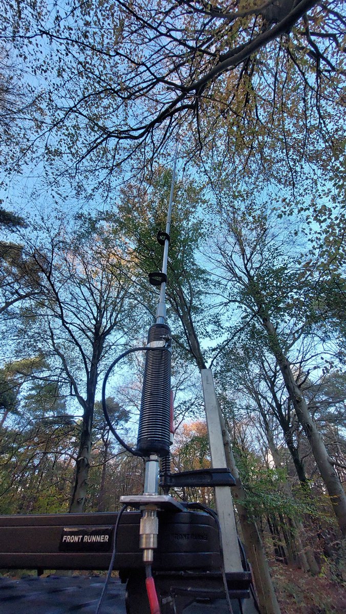M1eccAntennas's tweet photo. Customer Jeroen Spek,
So finally starting to go out with your slidewinder-dx.
And, so far so good! Had some POTA activations in my area tuning 40 and 20 meters is easy and quick.
Please find attached some first pictures I promised to send.
#slidewinderdx #bestperformance https://t.co/UDTrm3qWw4