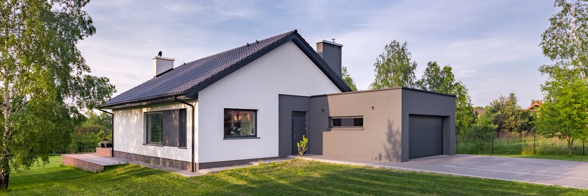 Redwoods_uk's tweet photo. Considering a bigger #property? 🤔

Hold on! The average revert rate is at a 16 year high, but here's a savvy alternative: stay put and build a #homeextension!

It's a cost-effective way to create more #space without moving. 

Turn your current home into your #dreamhome. https://t.co/Etm8lPzTDj