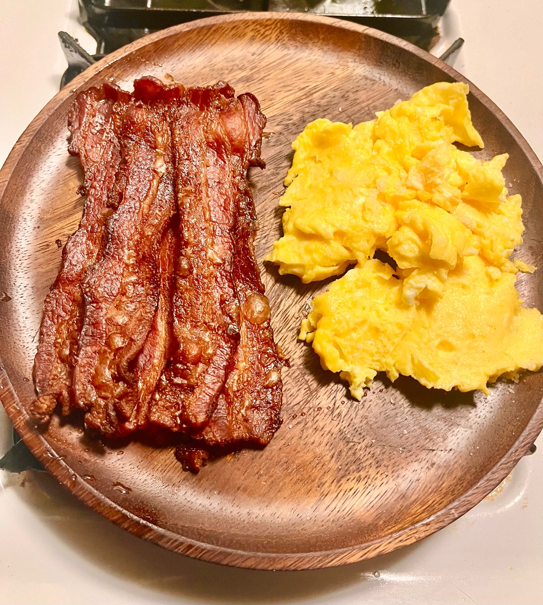 CaryKelly11's tweet photo. Bacon and eggs or sausage and eggs? https://t.co/I9nYwN48qI