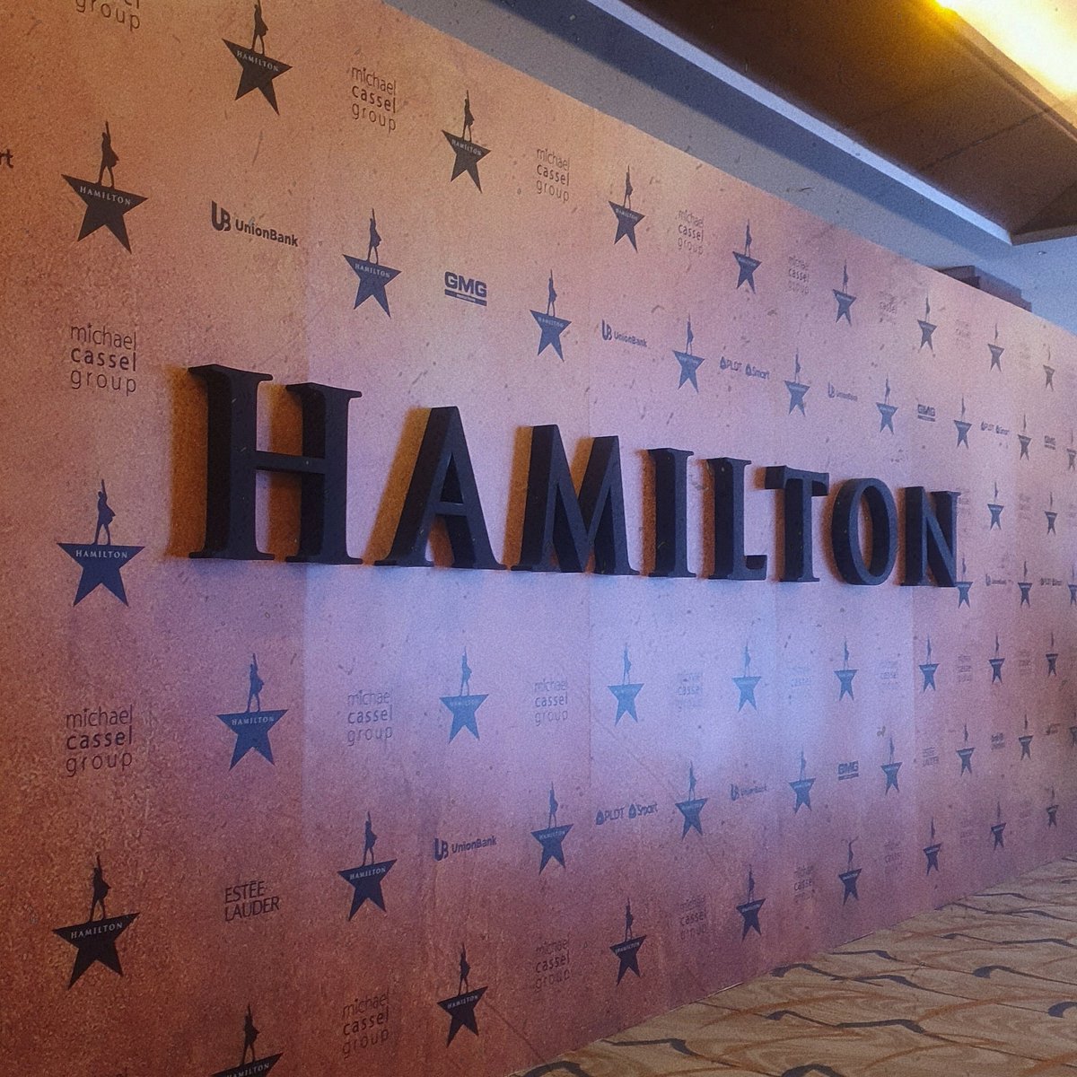 crainforme's tweet photo. teach me how to say goodbye 😕 #HamiltonPH https://t.co/BXyVxsI23k