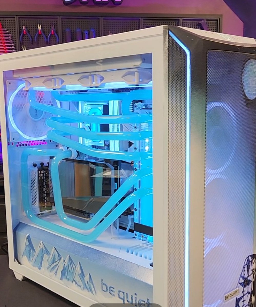 PAX_PC's tweet photo. La vidéo du jeu concours viens de sortir 
https://t.co/VrqQZEA6yF
@bequietFR #pcgamer #hardwarefr https://t.co/4kNI8EWEyt