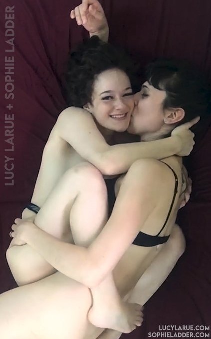 She's inside me. https://t.co/8wMEPlss5n<a href="/tag/mvsales"class="tags"><span>#mvsales</span></a>