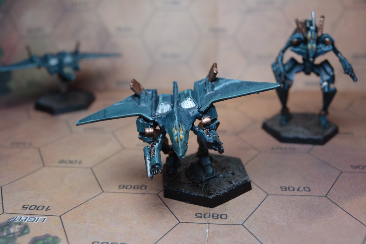 SaucefireTV's tweet photo. Pausing from my twitter exile to show off my minis. BEHOLD, the mighty Land Air Mech!!
--
#battletech #battletechminiatures #battletechgame #battletechpaintingandcustoms #battletechlance https://t.co/s1sdfv8SLM