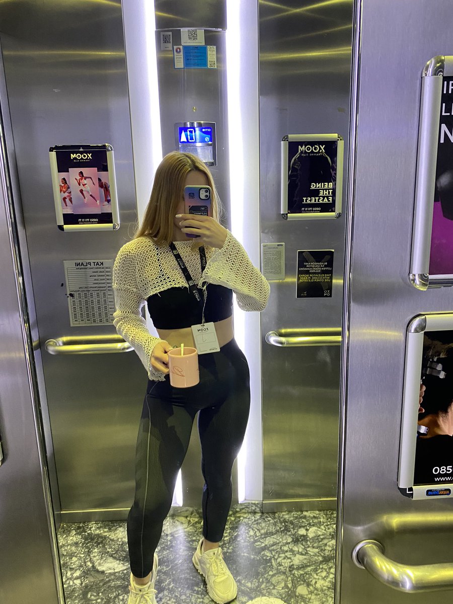 uykusuz ama keyfi yerinde biriyim bugun