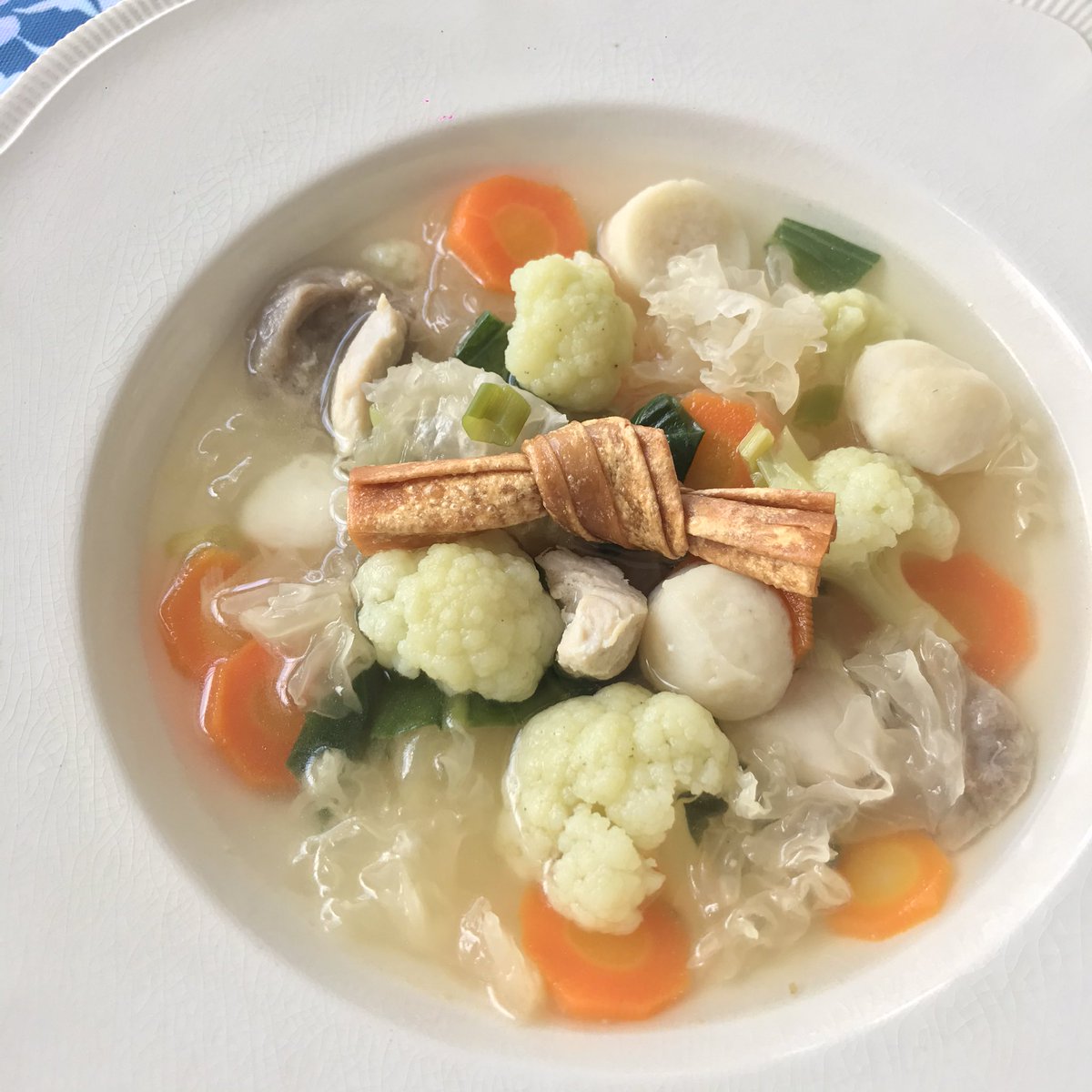 cikMeraki's tweet photo. I donโt say โ I love uโ
I say.. โ I cook for uโ
#FromMyKitchen https://t.co/CwqiSRWyHE