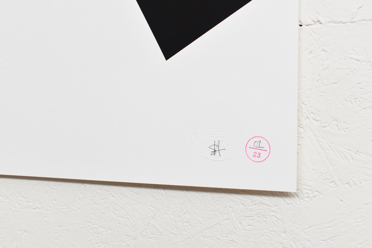 TDR_Bingo's tweet photo. Only one left of this print. Get it before it’s gone!
https://t.co/P4niLV7ntp
#pwei #popwilleatitself #tdrbingo #thedesignersrepublic #lastone #iantdr #screenprint #twentythree #limitededition #embossed #stamped #signed https://t.co/RWVZK5tDbr