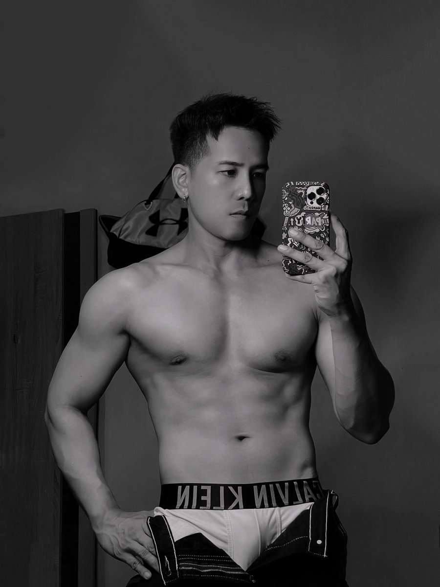 imp52055706's tweet photo. มาๆฟิตกันใหม่ครับ ✌🏻💪🏻 https://t.co/7FeOohU90Q